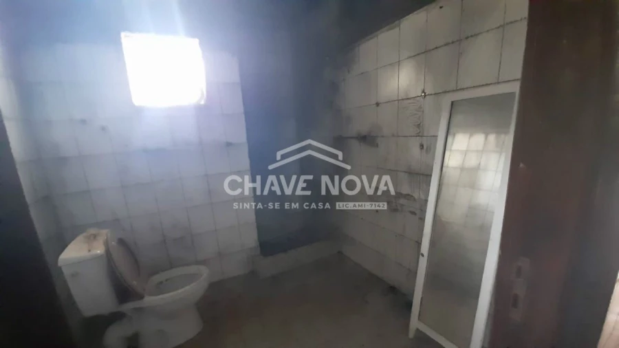 Moradia T1 para Venda em São Paio de Oleiros Foto 16