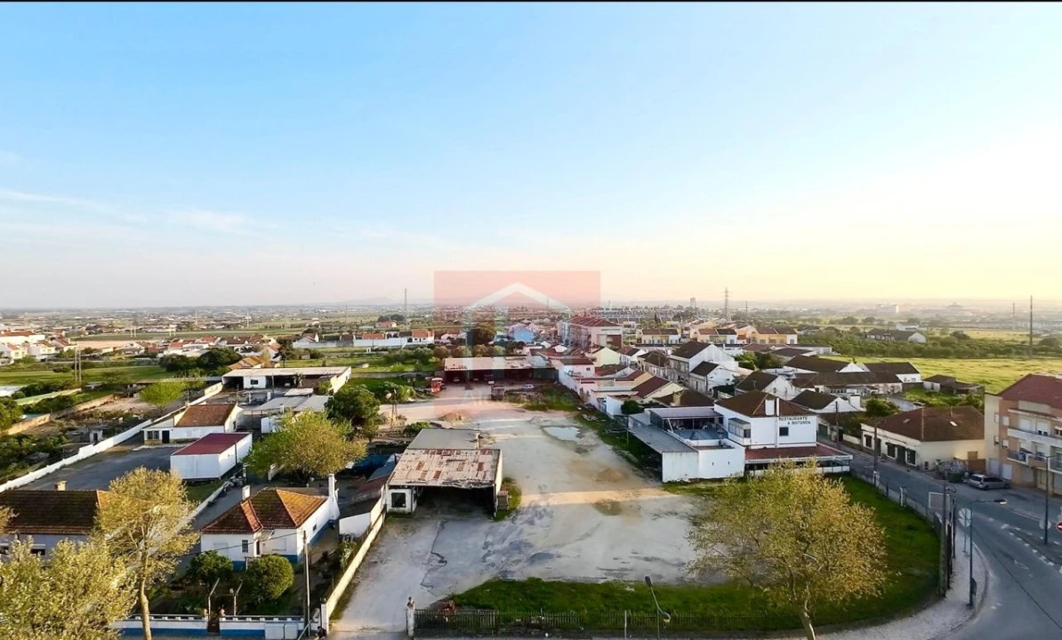 Terreno para Venda em Atalaia e Alto Estanqueiro-Jardia Foto 3
