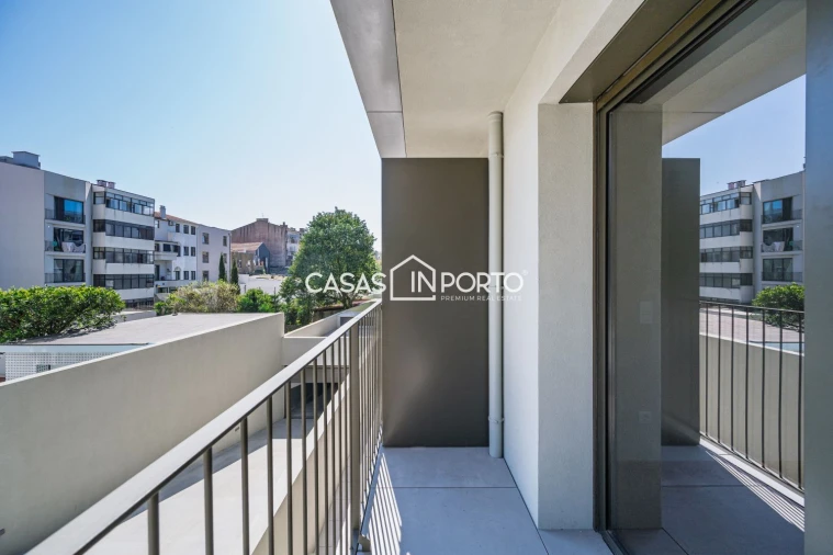 Apartamento T2 para Venda em Paranhos Foto 15