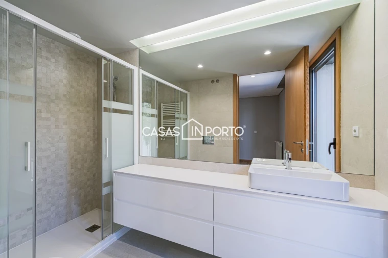 Apartamento T2 para Venda em Paranhos Foto 20