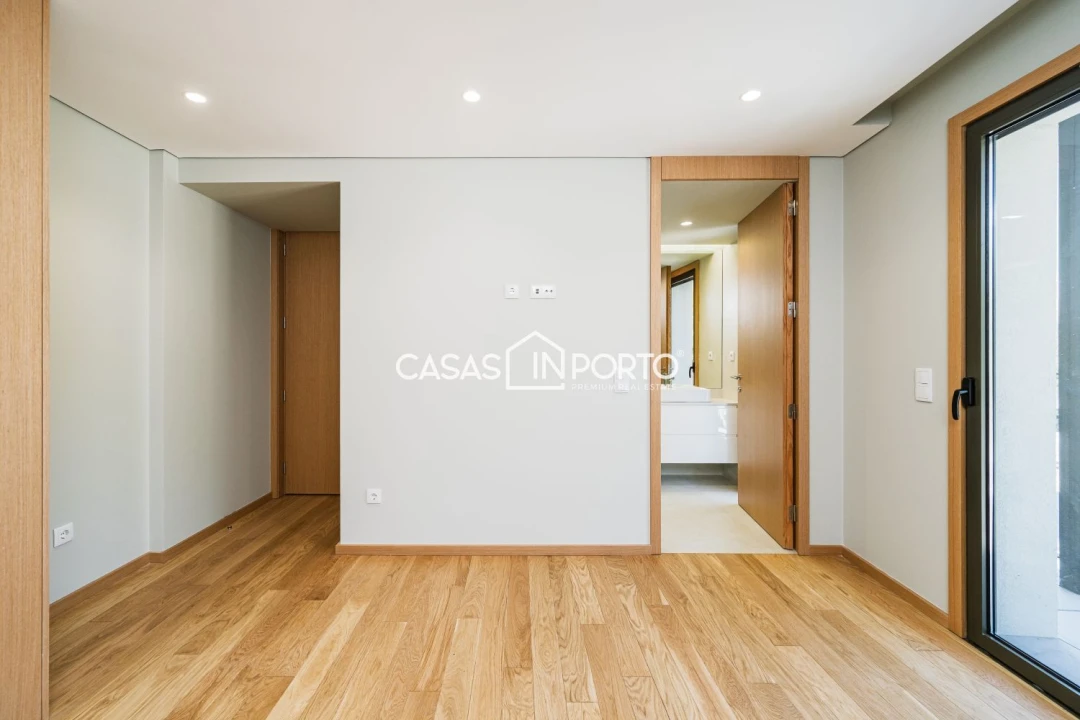 Apartamento T2 para Venda em Paranhos Foto 18