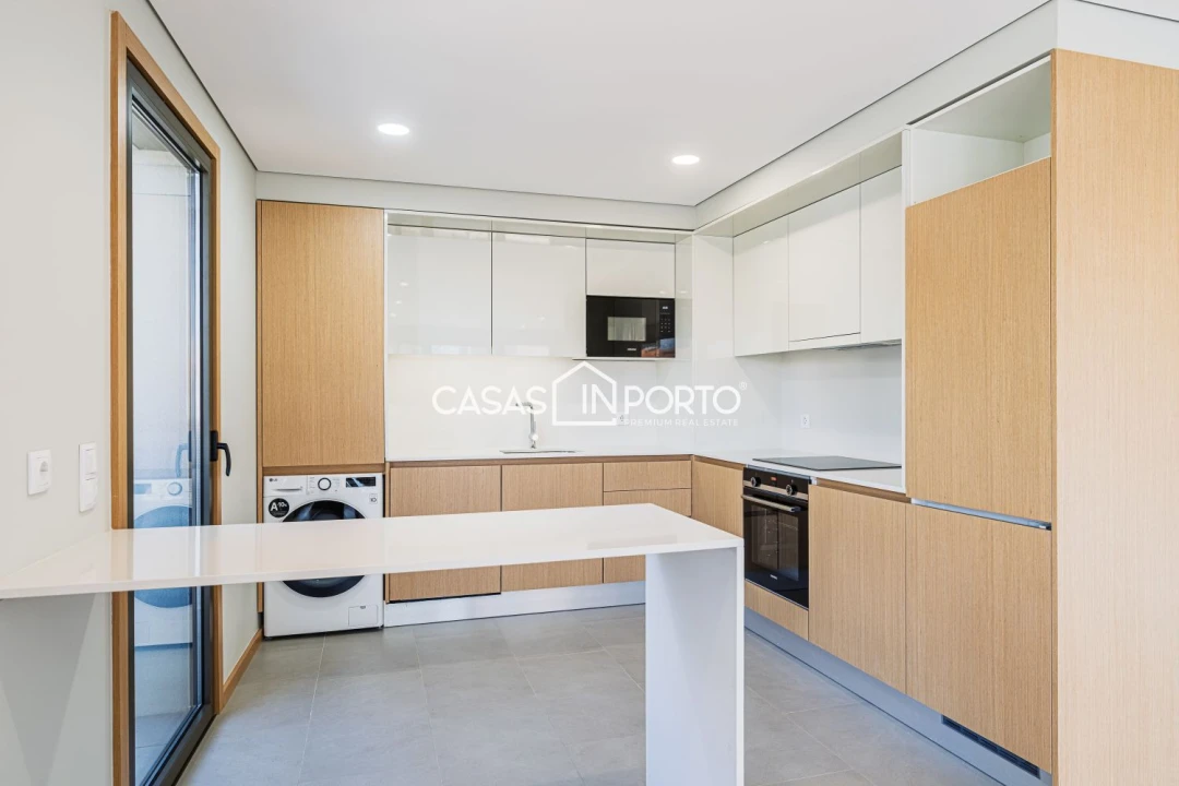 Apartamento T2 para Venda em Paranhos Foto 6