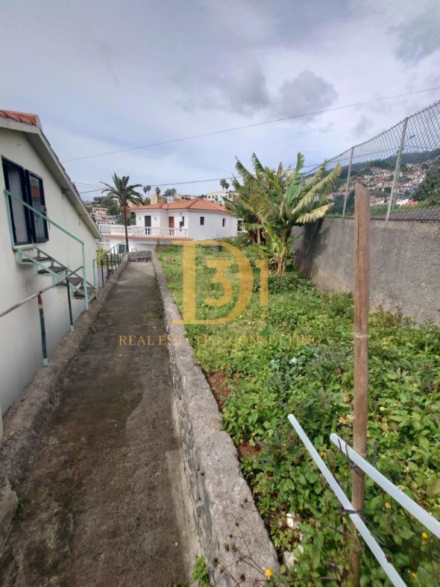 Moradia T3 para Venda em São Roque Foto 3