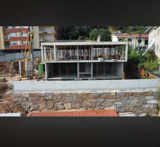 Moradia T4 para Venda em Alfena Foto 9