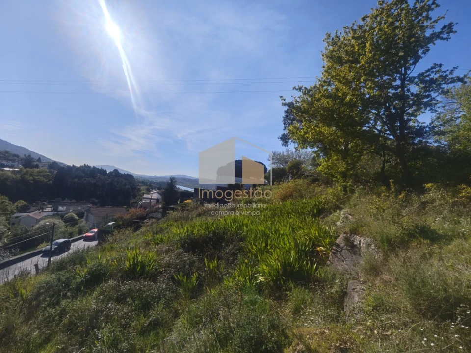 Terreno para Venda em Vila Nova de Cerveira e Lovelhe Foto 11