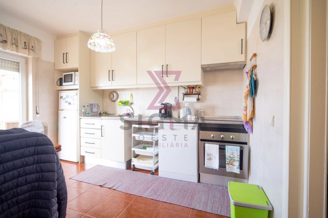 Apartamento T2 para Venda em Atouguia da Baleia Foto 17