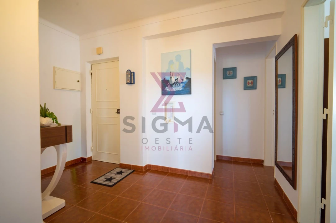 Apartamento T2 para Venda em Atouguia da Baleia Foto 3