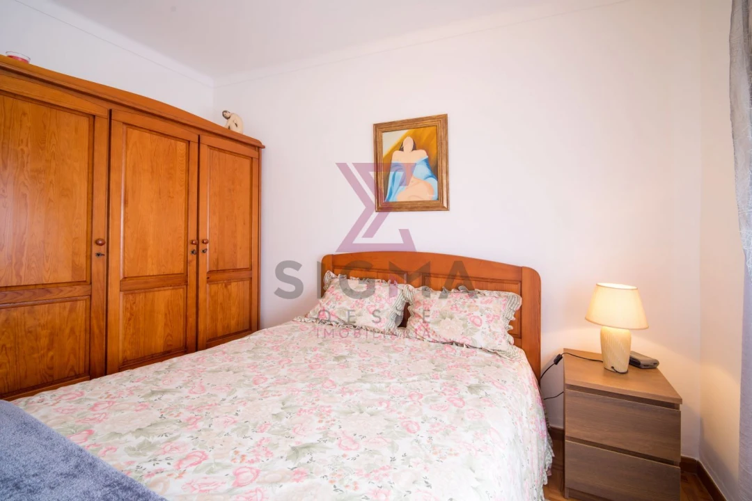 Apartamento T2 para Venda em Atouguia da Baleia Foto 7