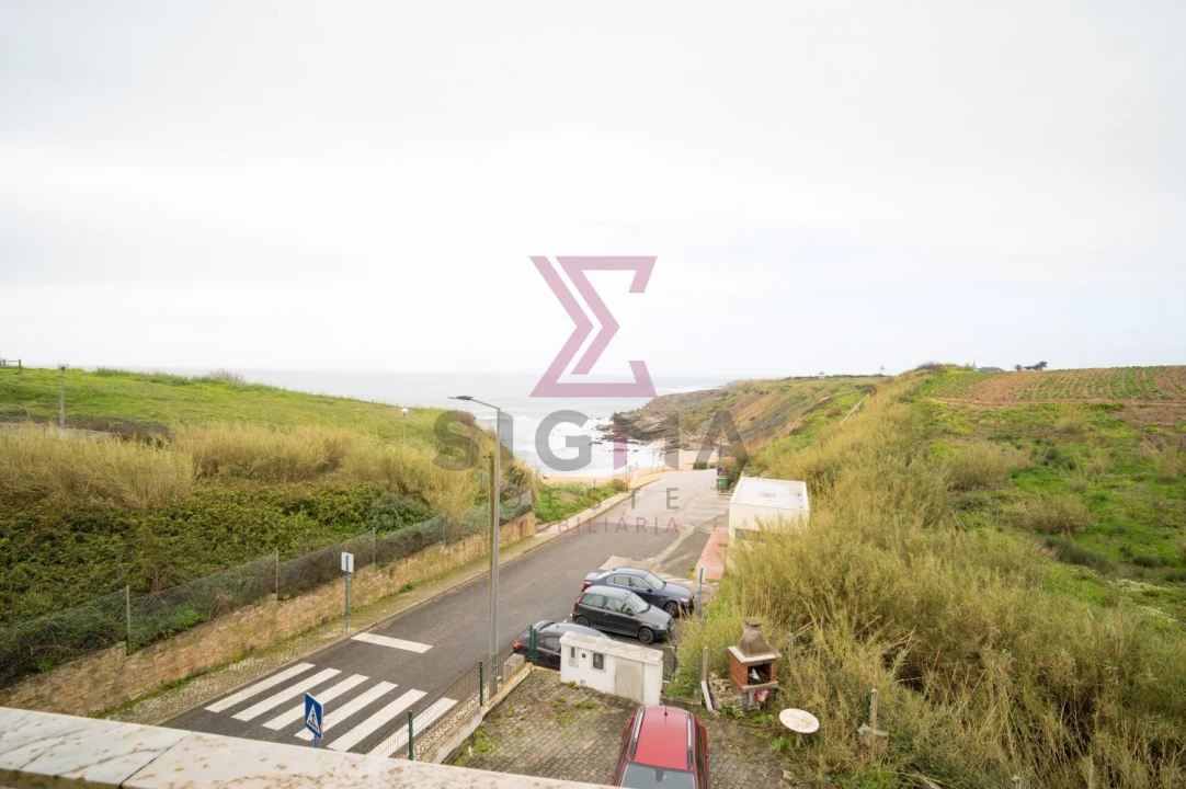 Apartamento T2 para Venda em Atouguia da Baleia Foto 18