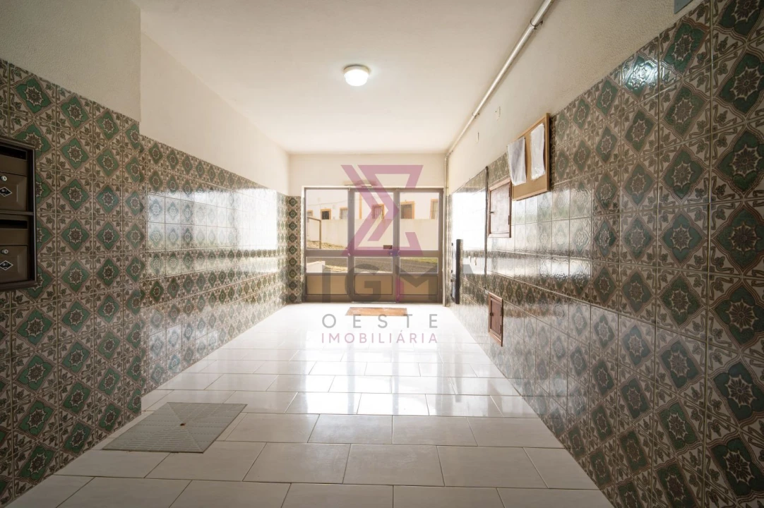 Apartamento T2 para Venda em Atouguia da Baleia Foto 21