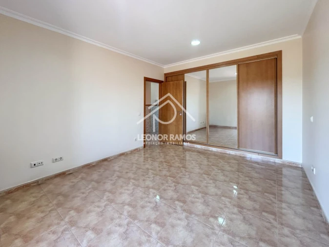 Moradia T4 para Venda em Castelo Branco Foto 4