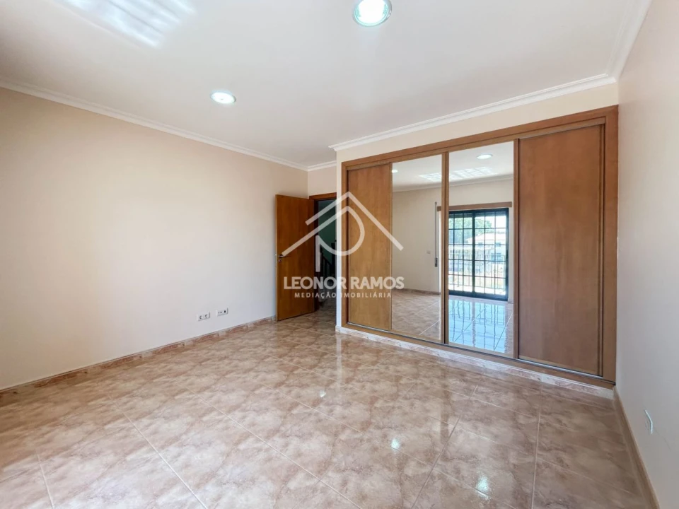 Moradia T4 para Venda em Castelo Branco Foto 6