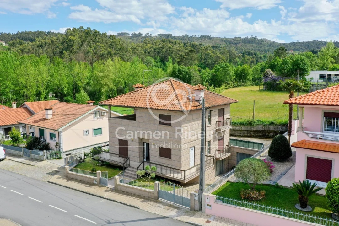 Moradia T4 para Venda em São Gens Foto 32