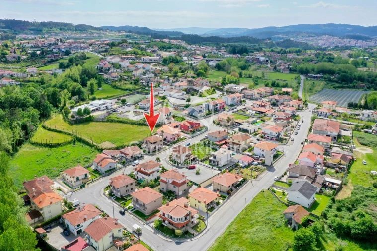 Moradia T4 para Venda em São Gens Foto 38