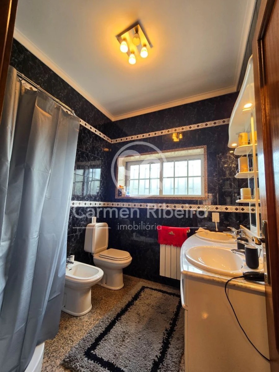 Moradia T4 para Venda em São Gens Foto 16