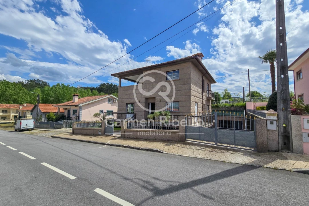 Moradia T4 para Venda em São Gens Foto 3