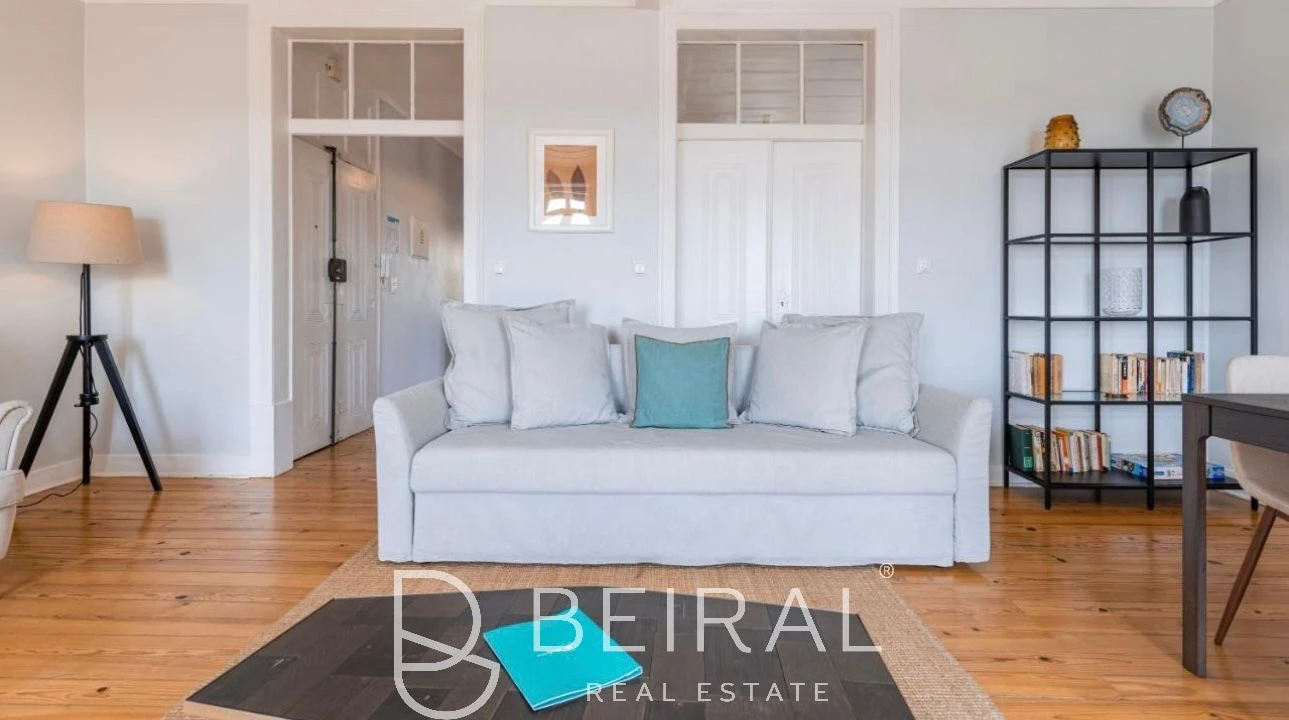 Apartamento T2 para Venda em Alcantara Foto 6