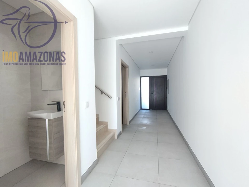 Moradia T3 para Venda em Silves Foto 12