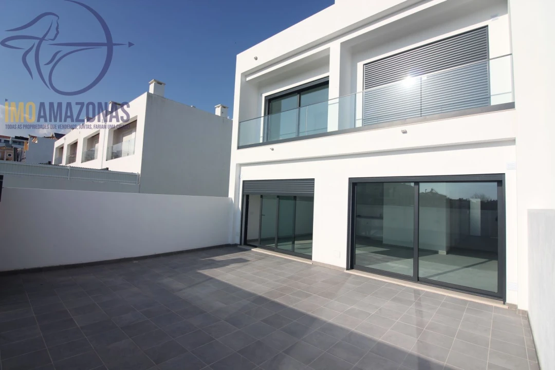 Moradia T3 para Venda em Silves Foto 1