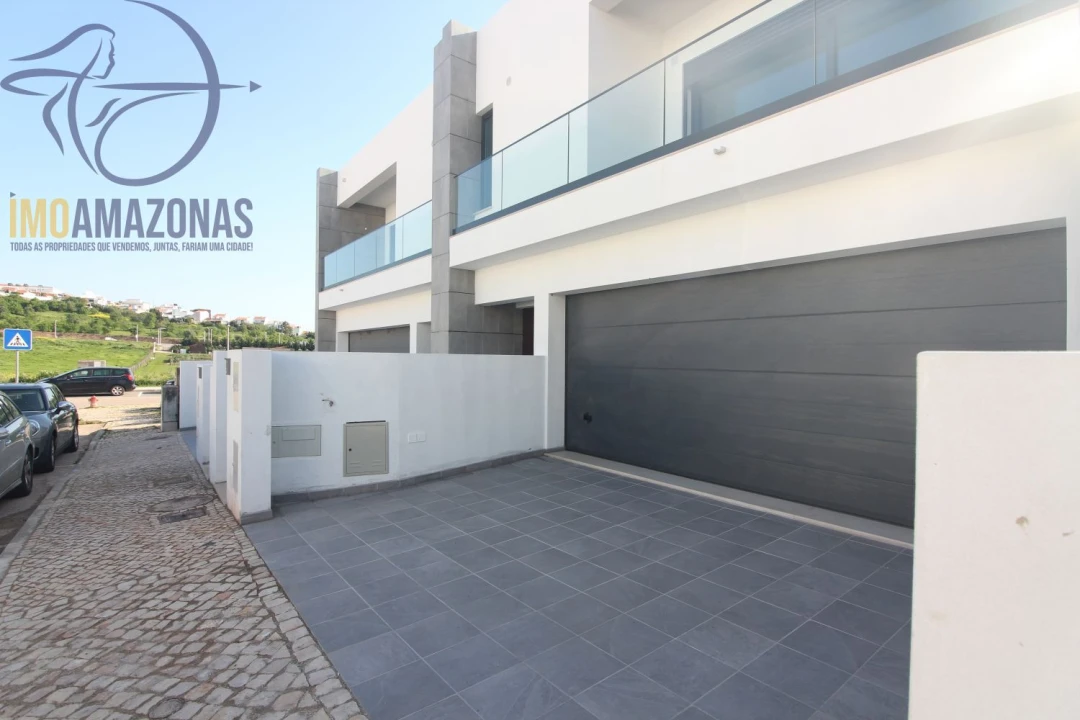 Moradia T3 para Venda em Silves Foto 4