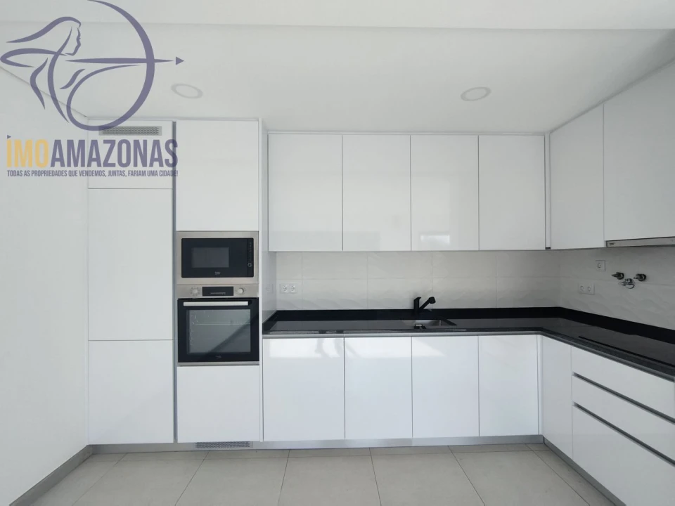 Moradia T3 para Venda em Silves Foto 17