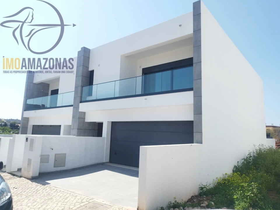 Moradia T3 para Venda em Silves Foto 3