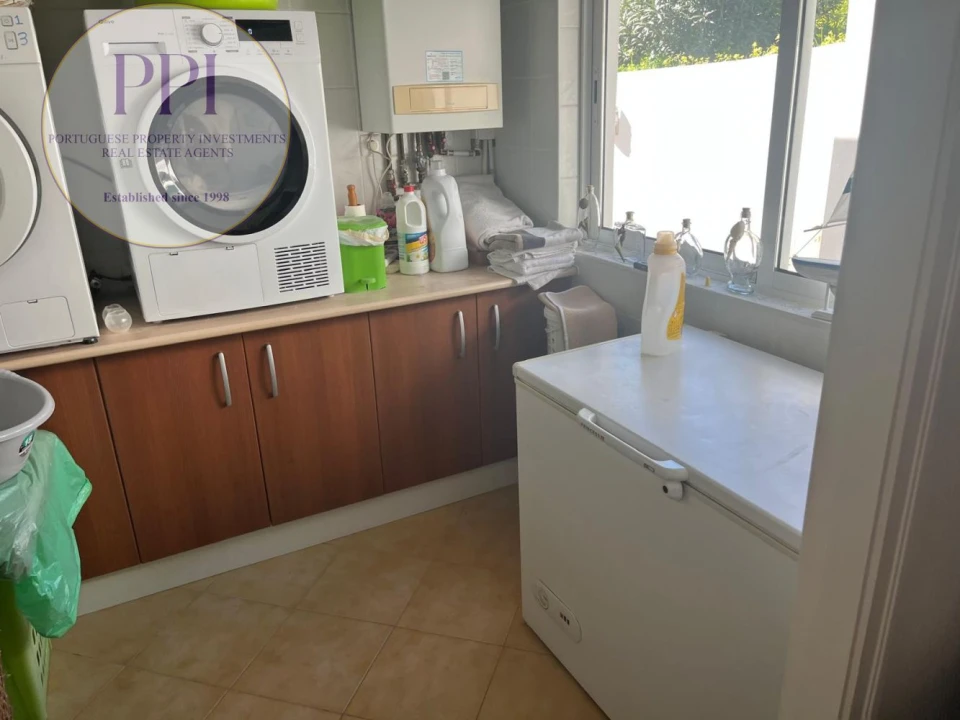 Moradia T4 para Venda em Budens Foto 6