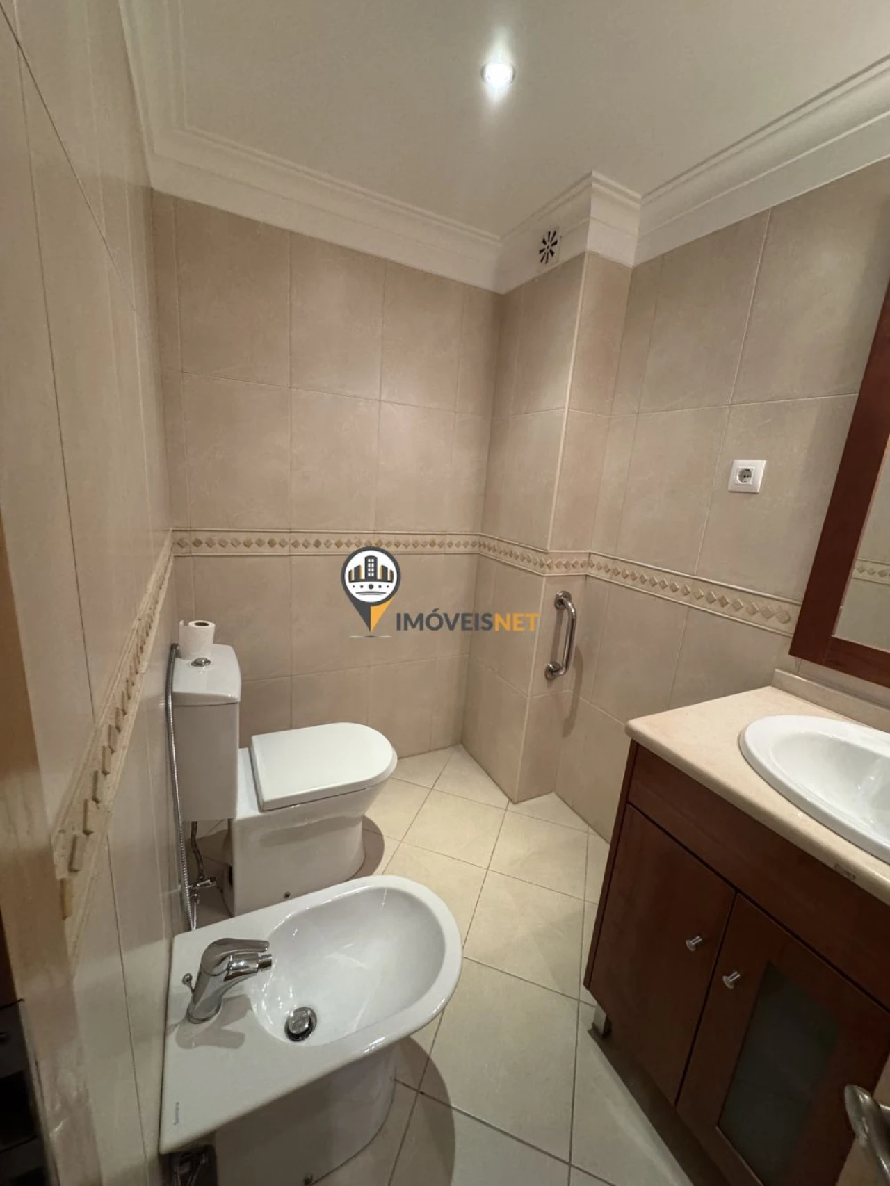 Apartamento T3 para Arrendamento em Castelo Branco Foto 14