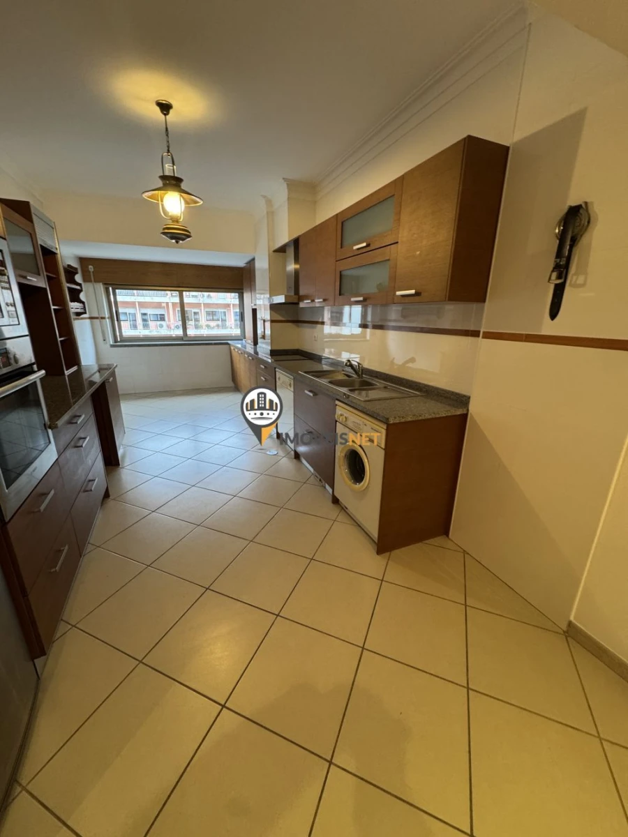 Apartamento T3 para Arrendamento em Castelo Branco Foto 10