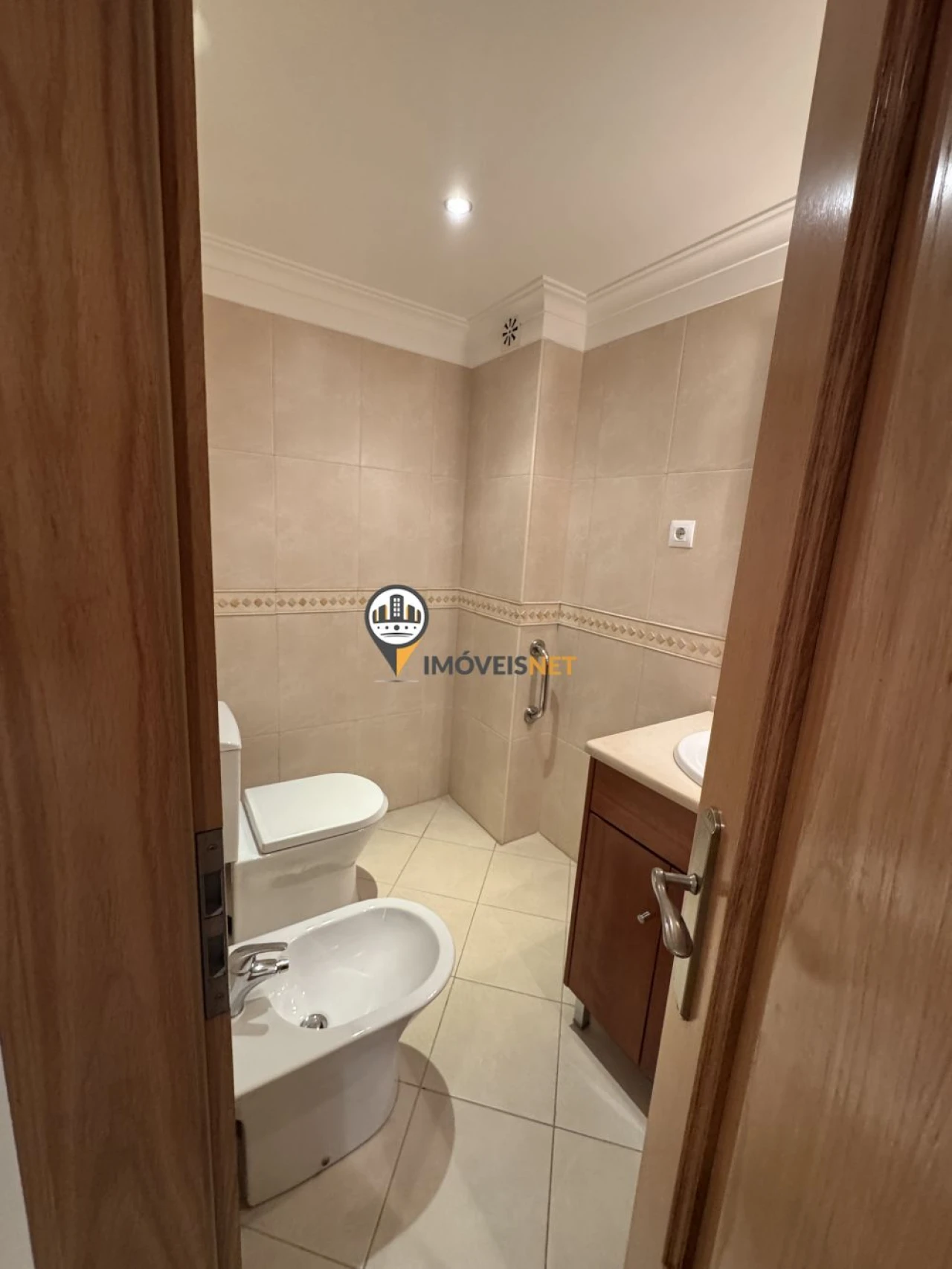 Apartamento T3 para Arrendamento em Castelo Branco Foto 13