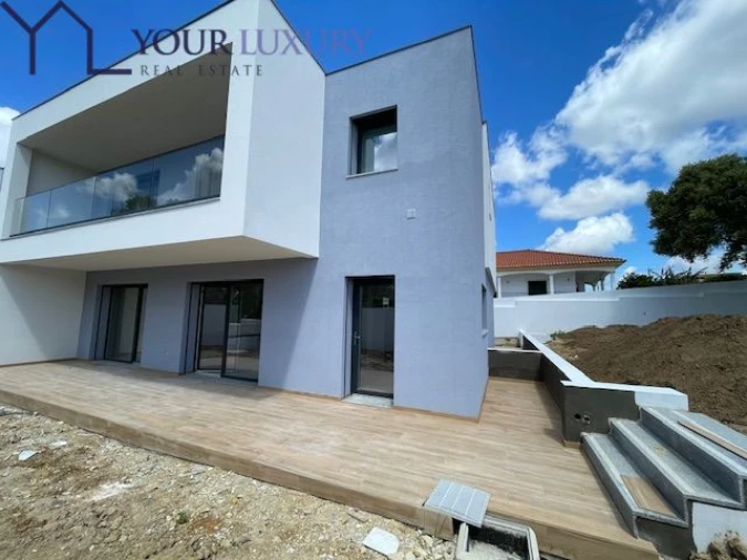 Moradia T4 para Venda em Alcabideche Foto 35