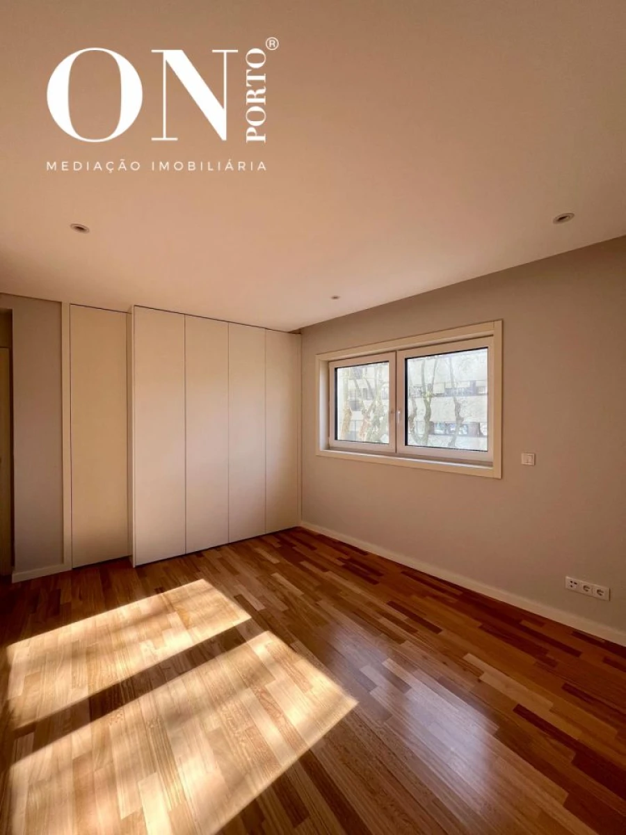 Apartamento T3 para Venda em Aldoar, Foz do Douro e Nevogilde Foto 19