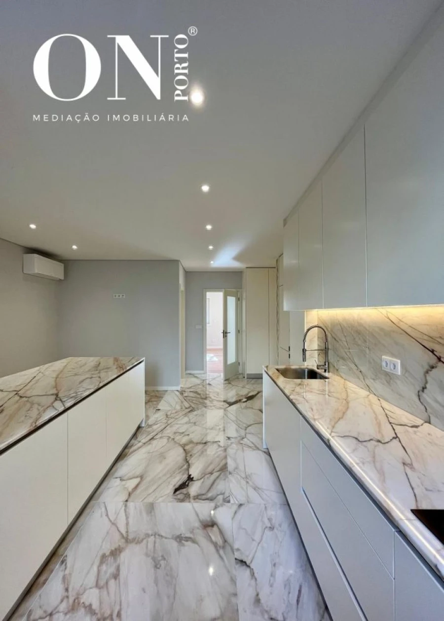 Apartamento T3 para Venda em Aldoar, Foz do Douro e Nevogilde Foto 11