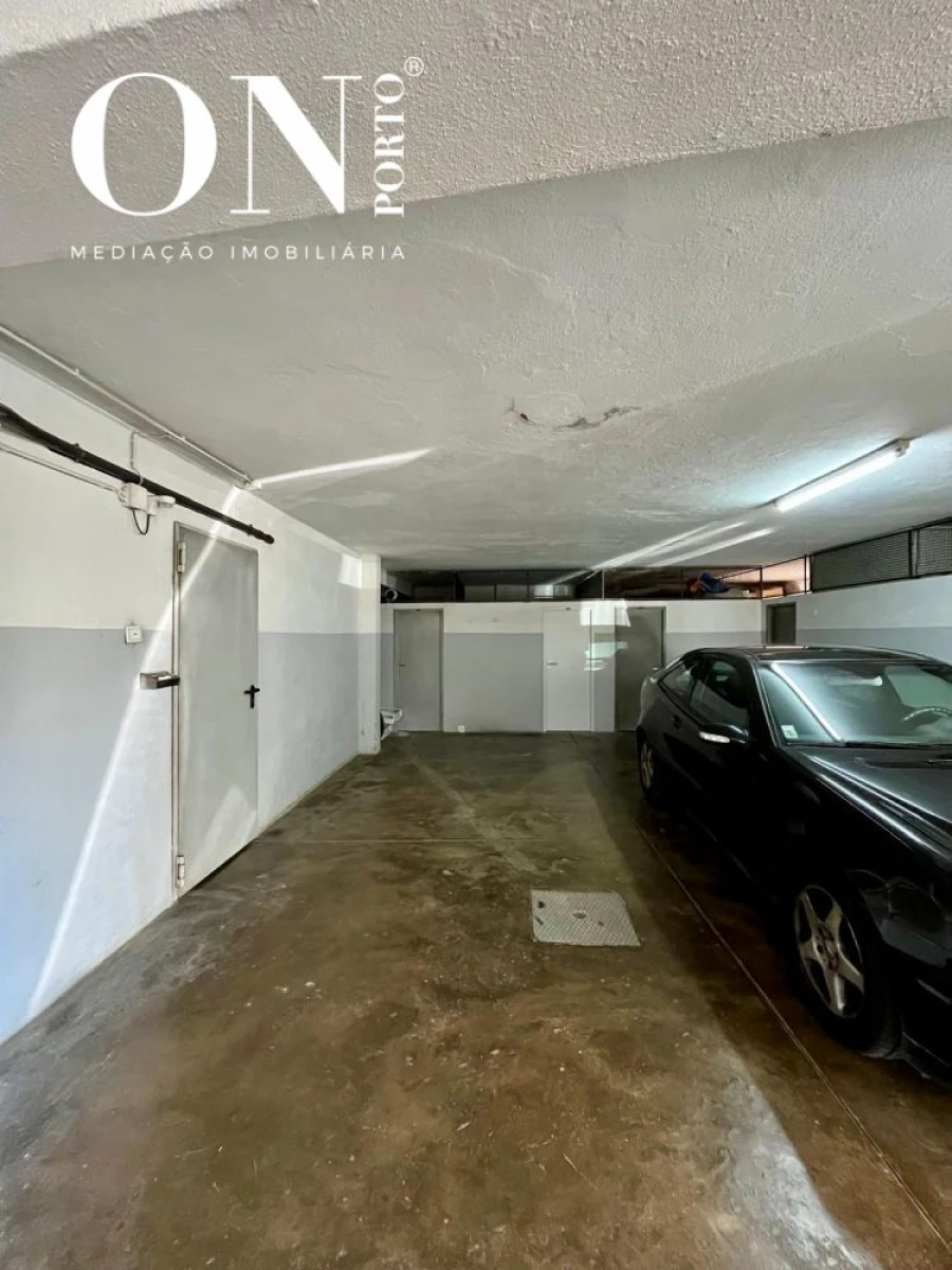 Apartamento T3 para Venda em Aldoar, Foz do Douro e Nevogilde Foto 32