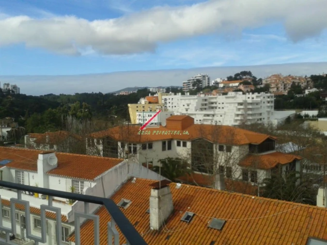 Apartamento T4 para Venda em Cascais e Estoril Foto 1