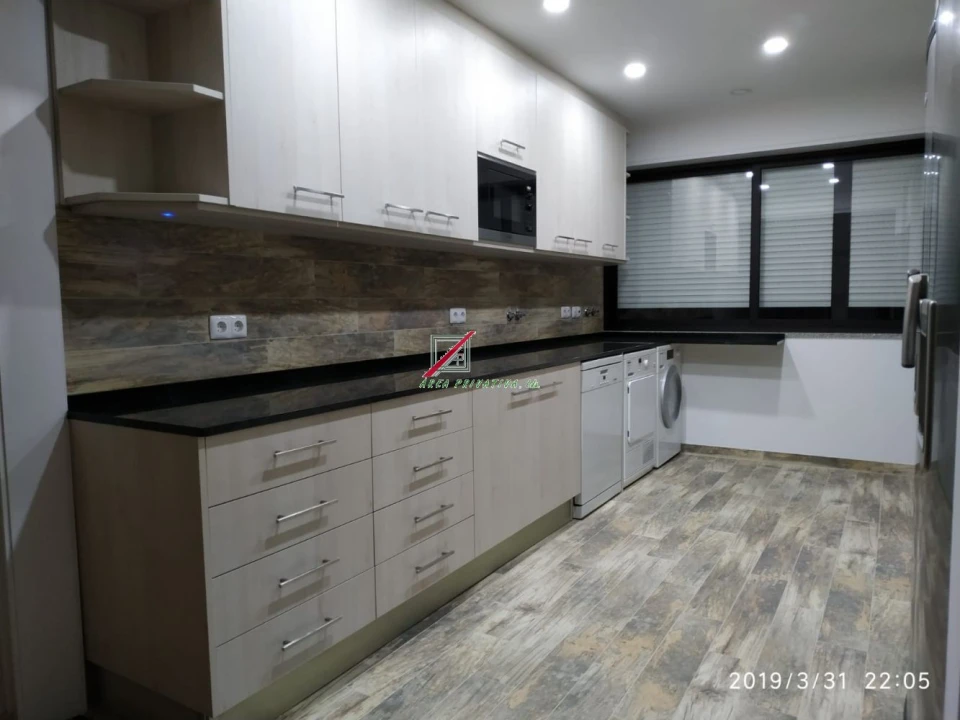 Apartamento T4 para Venda em Cascais e Estoril Foto 4