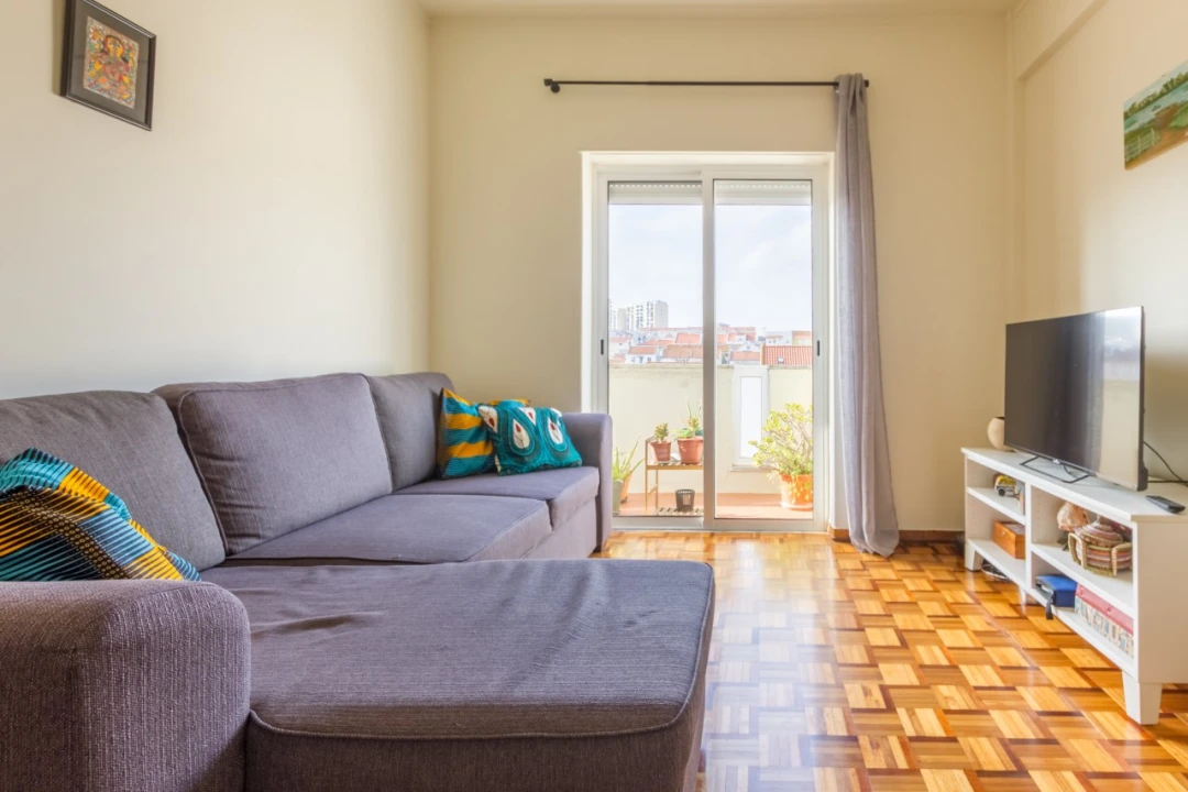 Apartamento T2 para Venda em Laranjeiro e Feijó Foto 11