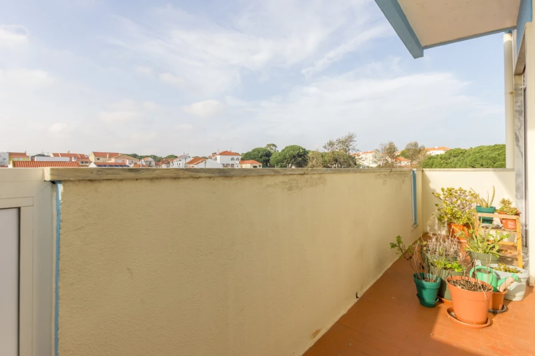 Apartamento T2 para Venda em Laranjeiro e Feijó Foto 17