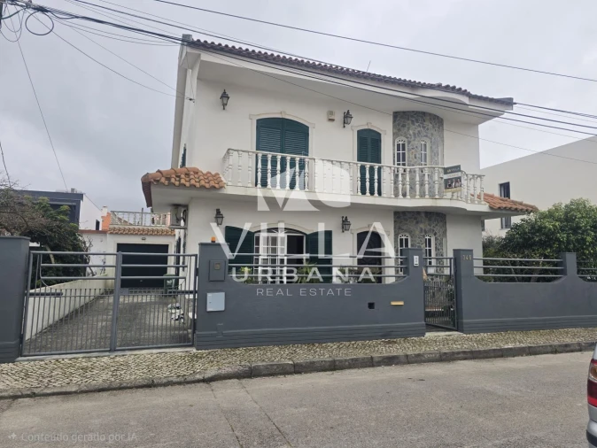 Moradia T4 para Venda em Amora Foto 2