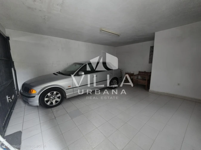 Moradia T4 para Venda em Amora Foto 16