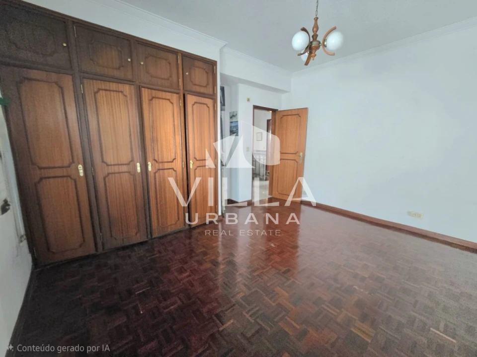 Moradia T4 para Venda em Amora Foto 30