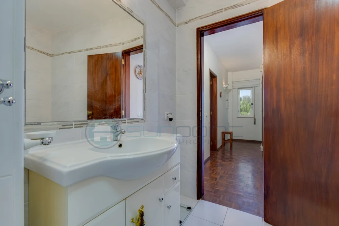 Apartamento T2 para Venda em Luz Foto 21