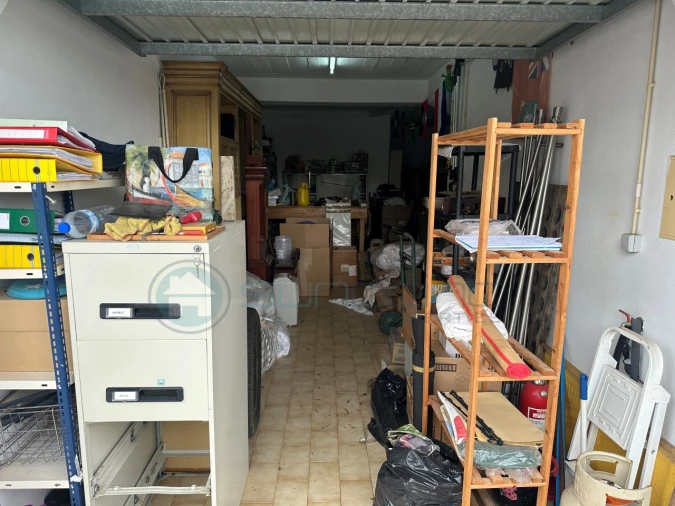 Garagem para Venda em Luz Foto 8