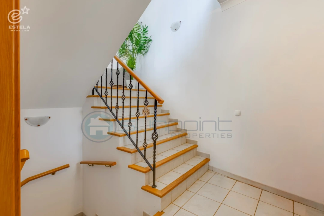 Moradia T2 para Venda em Luz Foto 8