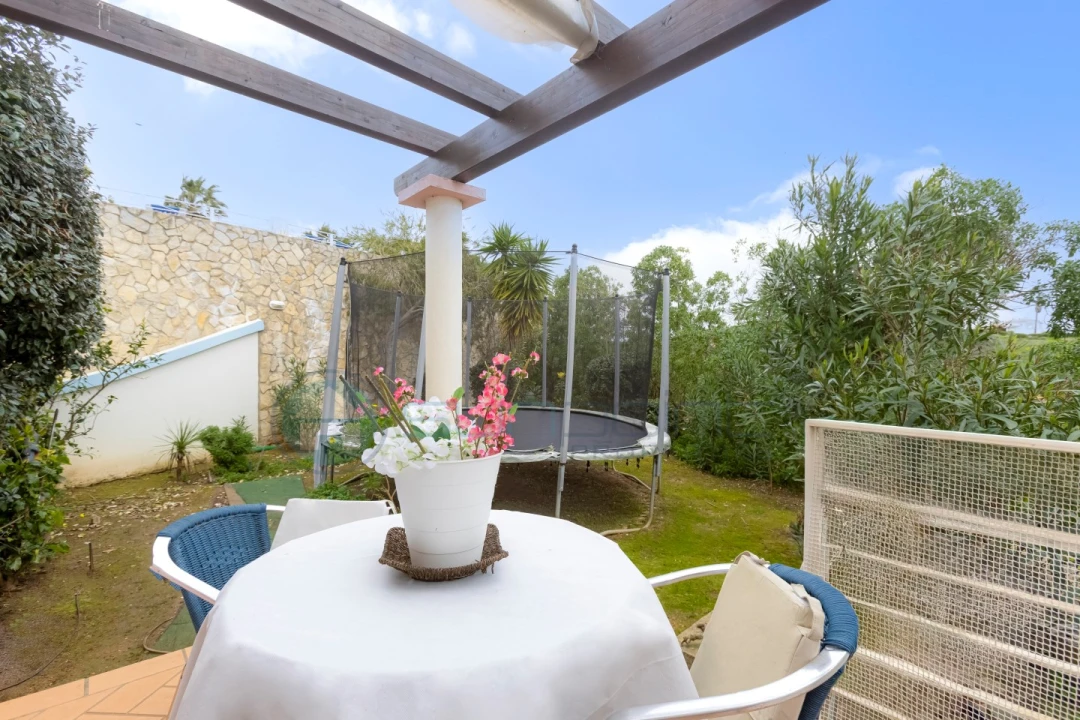 Moradia T2 para Venda em Luz Foto 7