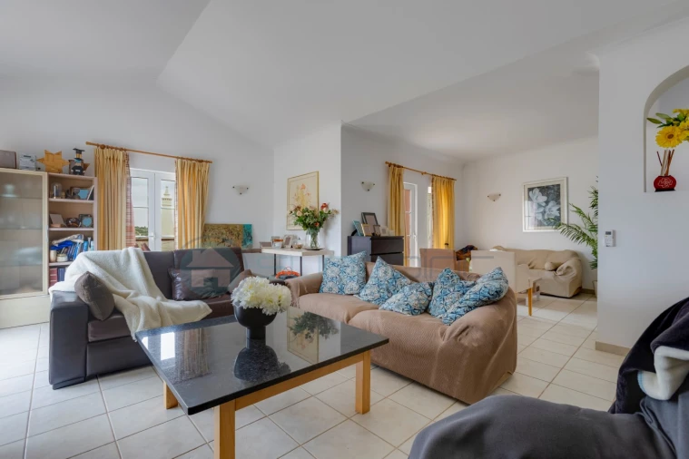 Moradia T2 para Venda em Luz Foto 19