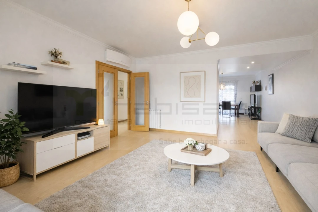 Moradia T5 para Venda em São Domingos de Rana Foto 4