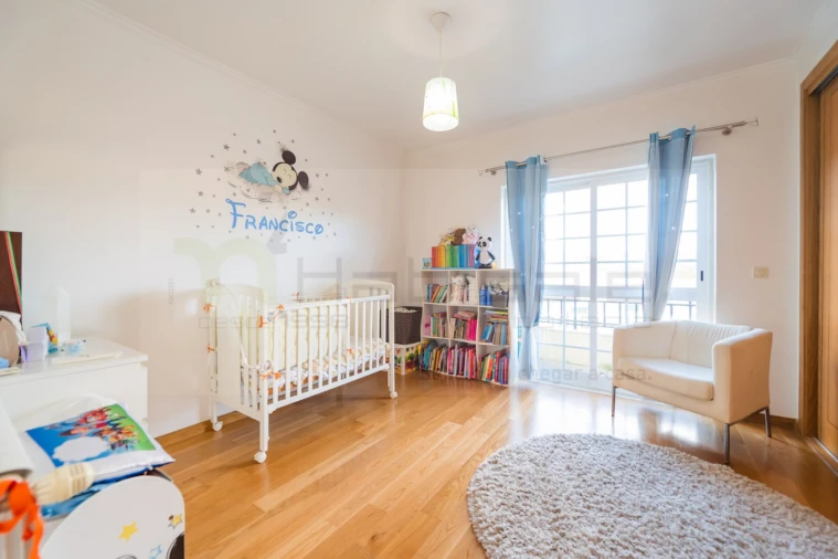 Moradia T5 para Venda em São Domingos de Rana Foto 20