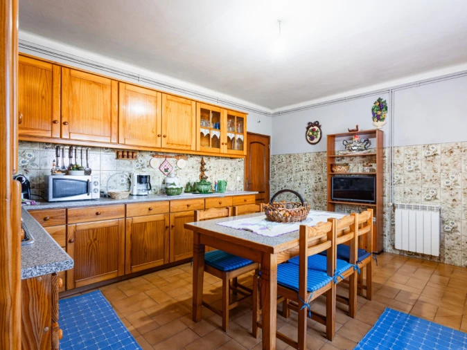 Moradia T6 para Venda em Marinha das Ondas Foto 8