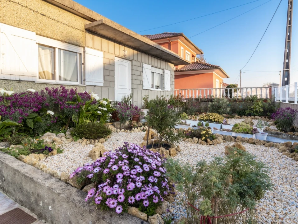 Moradia T3 para Venda em Febres Foto 3